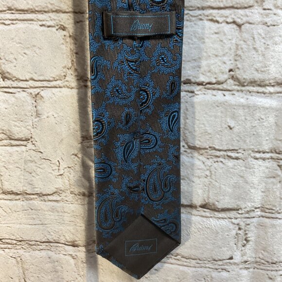 Mens Brioni Tie Brown & Blue Paisley 100% Silk Handmade in Italy Business Formal - Picture 4 of 5